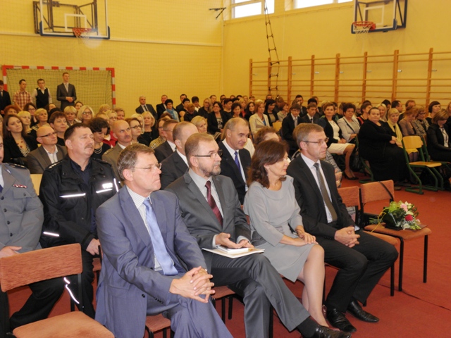 Goście zaproszeni na Powiatowe obchody Dnia Edukacji Narodowej