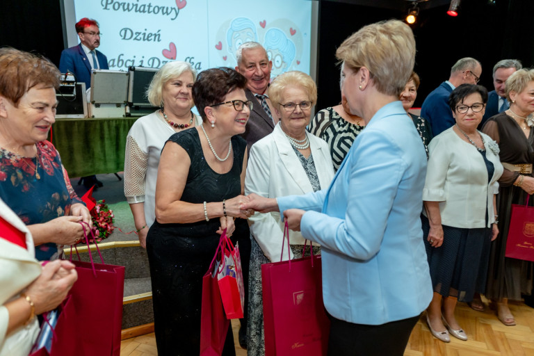 Powiatowy Dzień Babci i Dziadka