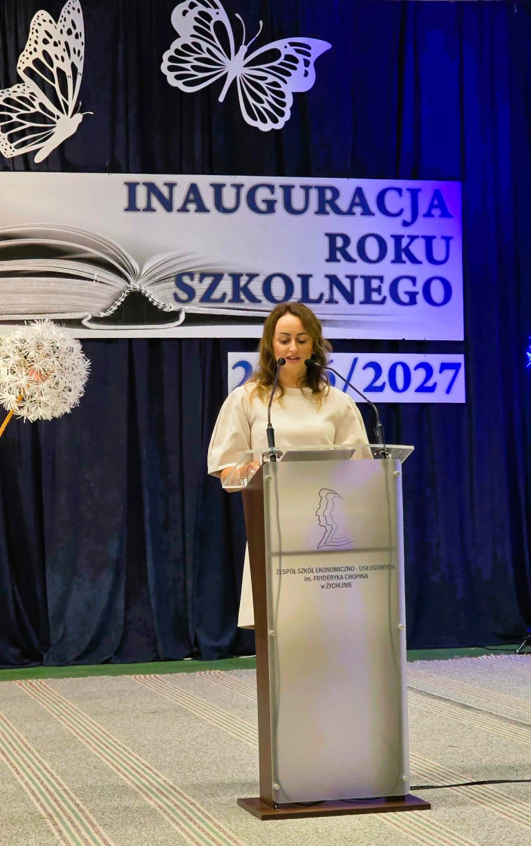 Powiatowe szkoły rozpoczęły rok szkolny