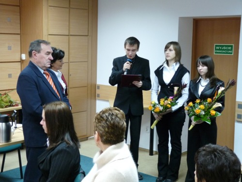 Starosta wręczył stypendia