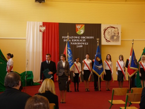 Nauczycielom z powiatu konińskiego podziękowano w Sompolnie