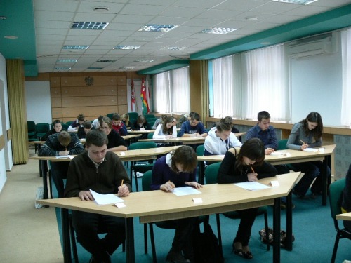 Maria Klimurczyk i Klaudia Mularska - laureatkami VIII edycji Powiatowego Konkursu Ochrony Środowiska