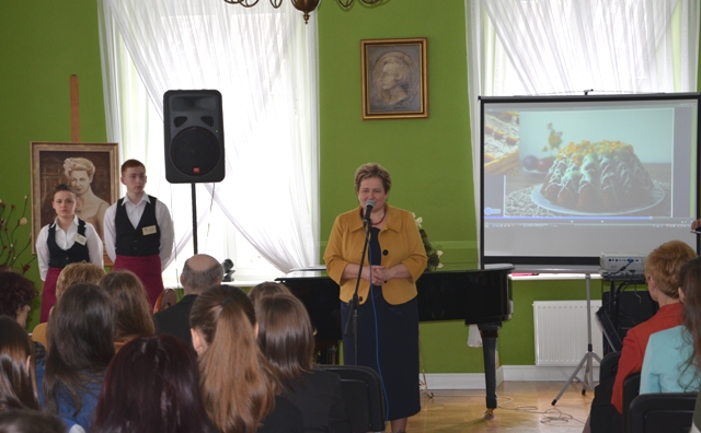 Anna Matczak-Gaj - Dyrektor Zespołu Szkół Ekonomiczno-Usługowych w Żychlinie