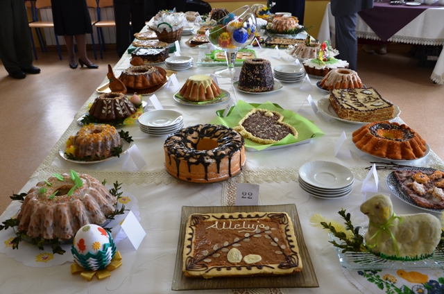 Wypieki wielkanocne przygotowane przez uczniów ZSE-U w Żychlinie