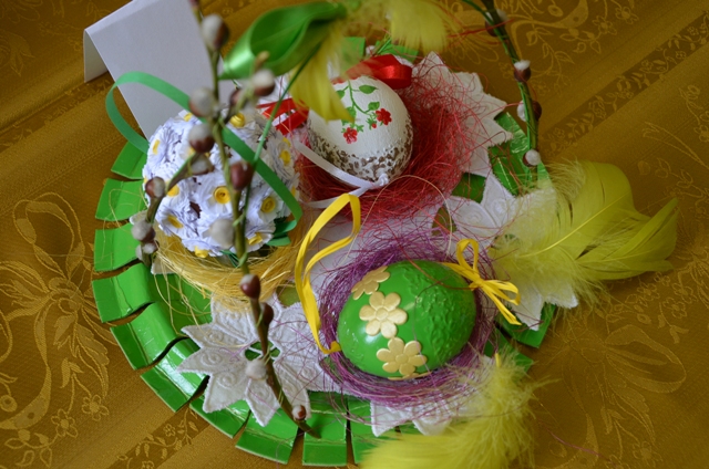 Pisanki wielkanocne przygotowane przez uczniów ZSE-U w Żychlinie