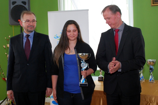 Andrzej Nowak - Wicestarosta Koniński, Sonia Majchrzak oraz Janusz Stankiewicz Przewodniczący Rady P