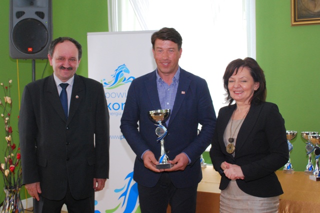 Mirosław Durczyński - Przewodniczący Komisji Statutowo-Regulaminowej, Daniel Bednarek oraz Małgorz