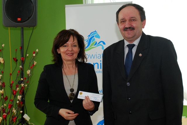 Od lewej: Małgorzata Waszak - Starosta Koniński oraz Mirosław Durczyński - Przewodniczący Komisji St