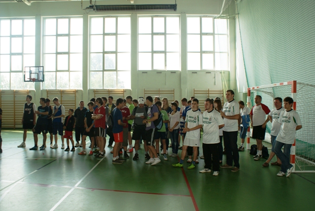 Inauguracja XV Letniej Powiatowej Spartakiady Mieszkańców Wsi Powiatu Konińskiego