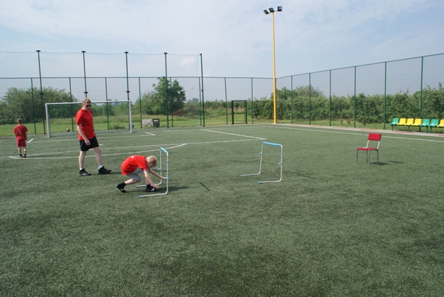 Tor przeszkód z atrakcjami – XV Letnia Powiatowa Spartakiada Mieszkańców Wsi Powiatu Konińskiego