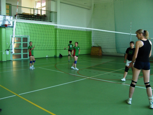 Piłka siatkowa kobiet – jedna z konkurencji XV Letniej Powiatowej Spartakiady Mieszkańców Wsi Powiat