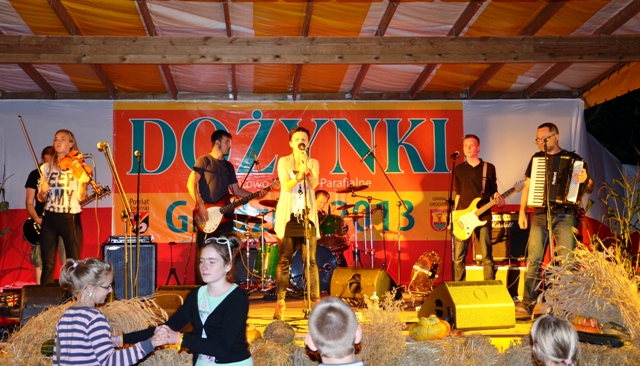 Występ gwiazdy wieczoru - zespół RZEPCZYNO