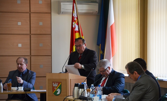 Z IX sesji Rady Powiatu Konińskiego
