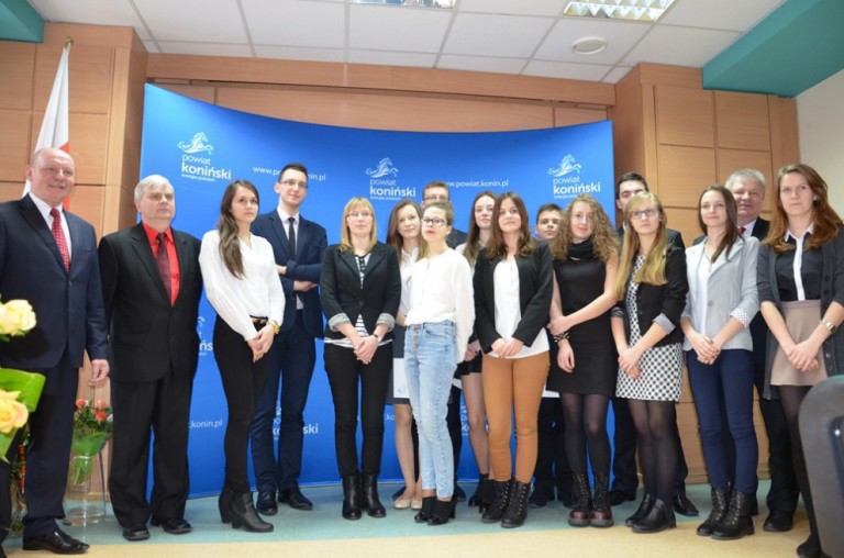 Stypendyści z Zespołu Szkół Ponadgimnazjalnych w Sompolnie