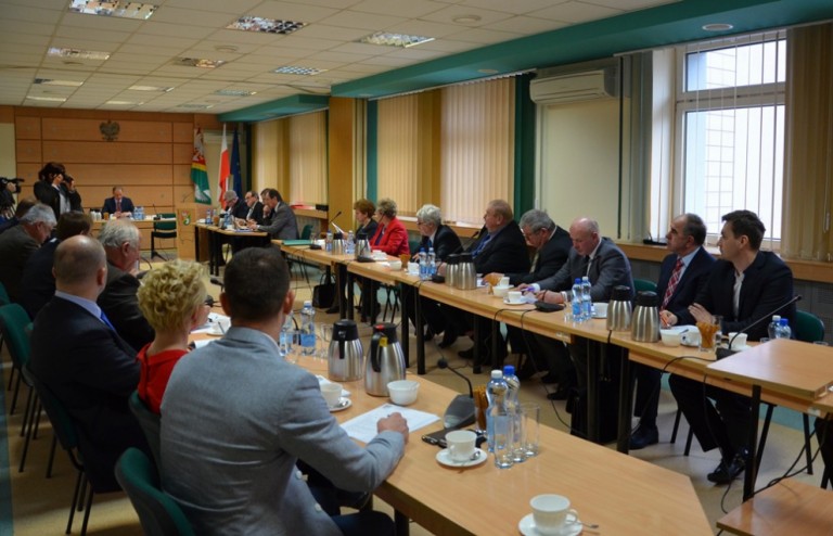 Z XVI sesji Rady Powiatu Konińskiego
