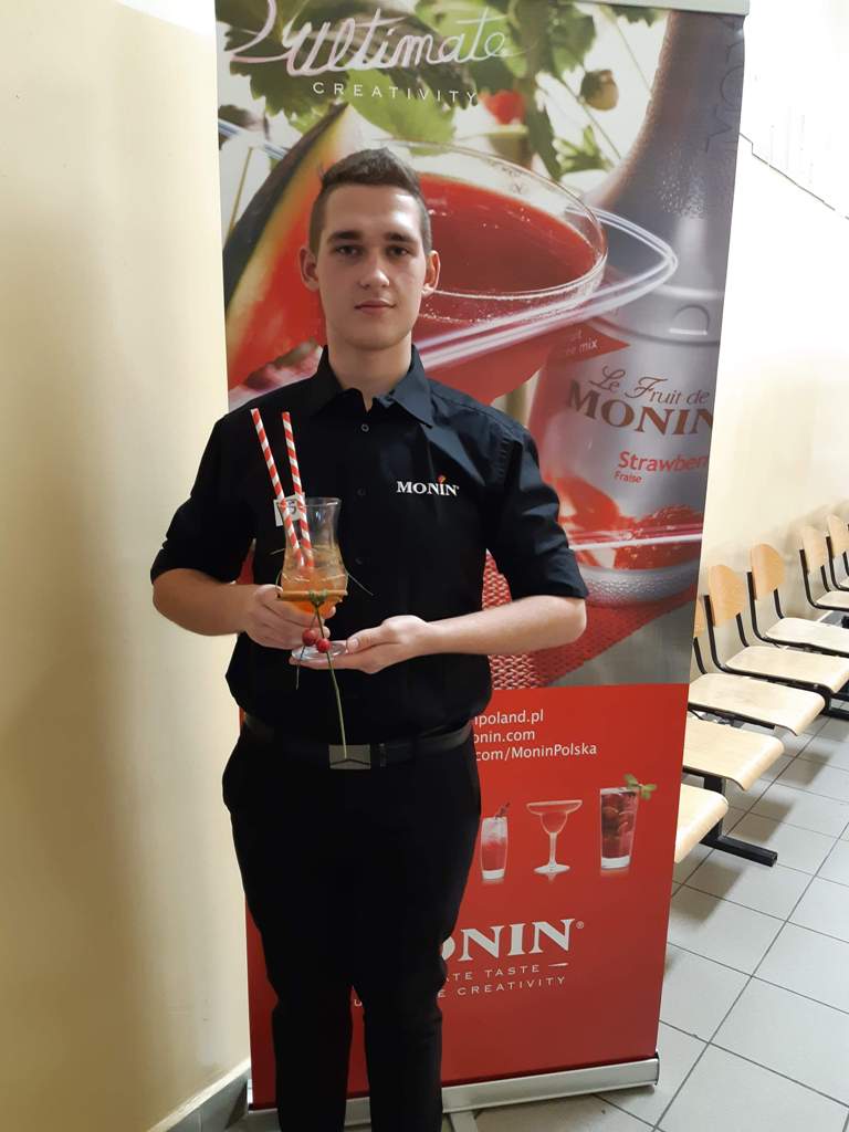 Ogólnopolskie konkursy - kulinarny i barmański - z udziałem uczniów z Żychlina