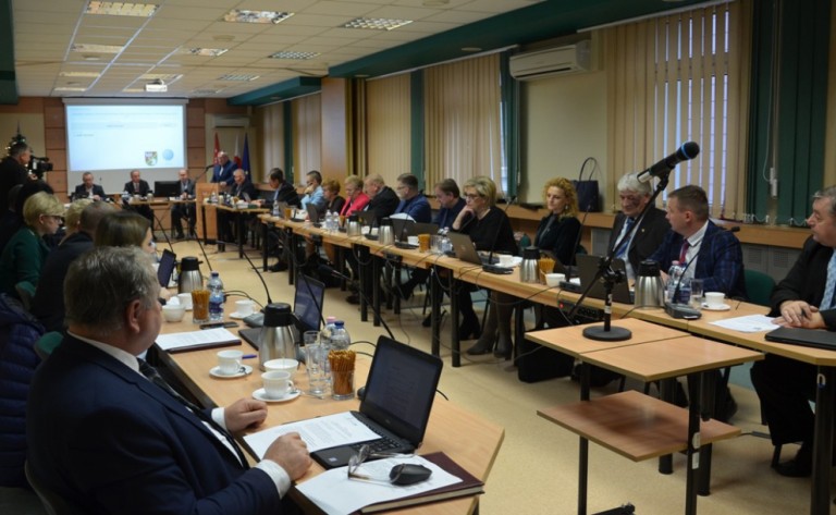 Rada powiatu uchwaliła budżet na 2020 r.