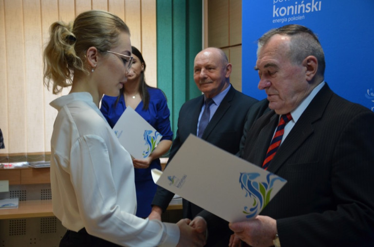Starostwo uczciło Dzień Nauki Polskiej wręczając stypendia