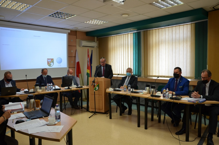 Zarząd Powiatu z absolutorium