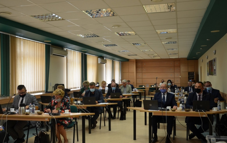 Zarząd Powiatu z absolutorium