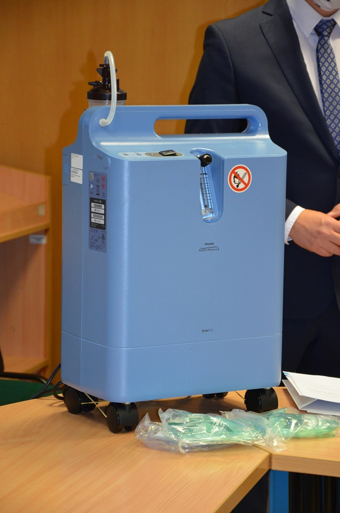 Powiat koniński przekazał koncentrator tlenu dla Hospicjum w Licheniu