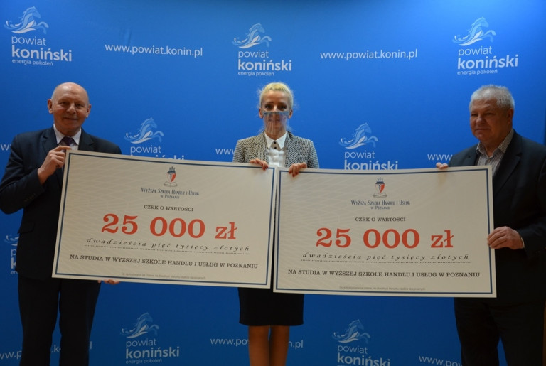 WSHiU w Poznaniu kolejny raz funduje stypendia