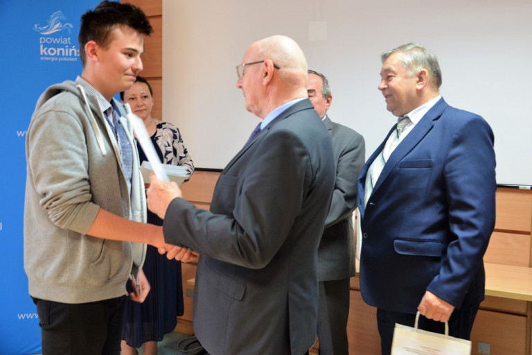 Powiatowy finał XVI Wielkopolskiej Olimpiady Wiedzy Konsumenckiej