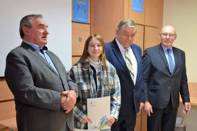 Powiatowy finał XVI Wielkopolskiej Olimpiady Wiedzy Konsumenckiej