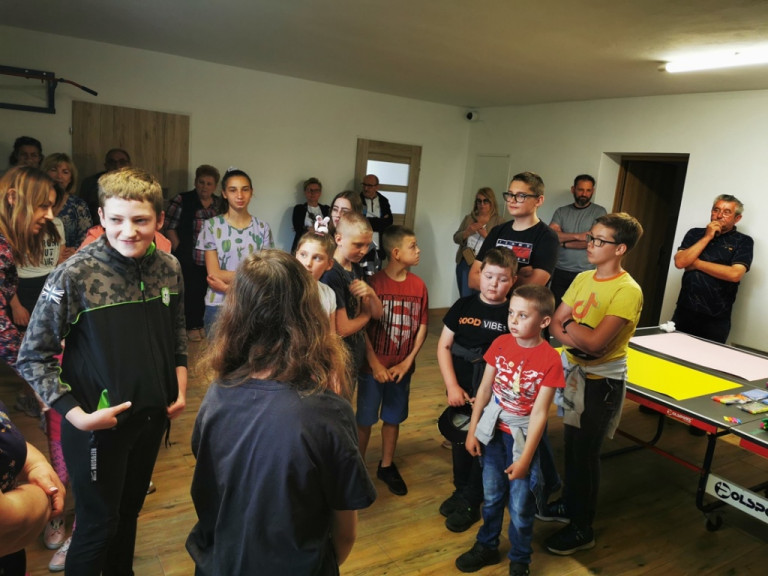 Studenci pomagają dzieciom z rodzin zastępczych