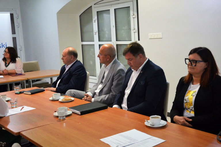 Z Konwentu Powiatów Województwa Wielkopolskiego w Mikorzynie