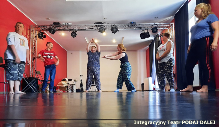 Trochę inny teatr z wykrzyknikiem
