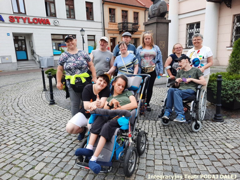 Trochę inny teatr z wykrzyknikiem