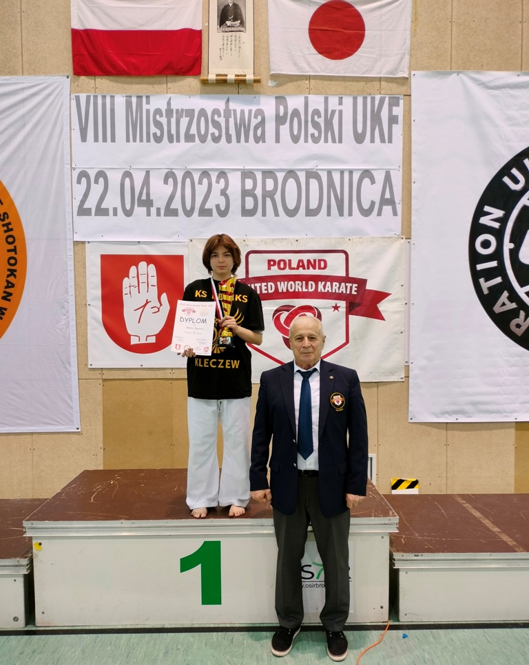 Kolejny udany sprawdzian umiejętności kleczewskich karateków