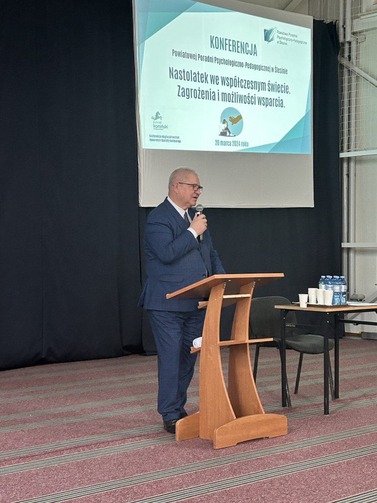 Nastolatek we współczesnym świecie - konferencja
