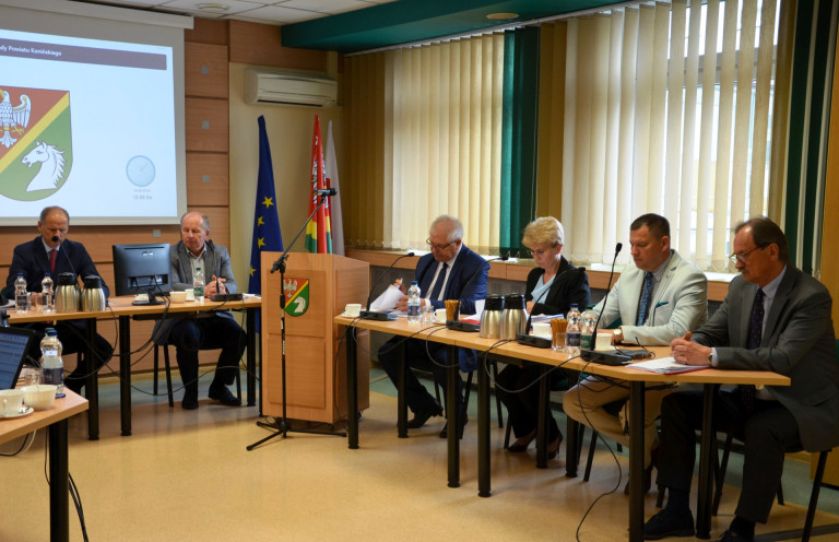 Z II sesji Rady Powiatu Konińskiego