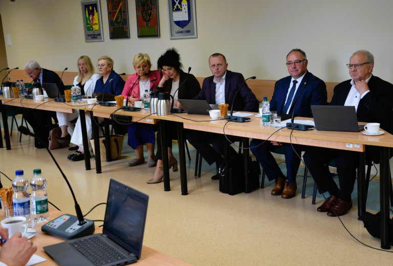 Zarząd Powiatu z absolutorium za 2024r.