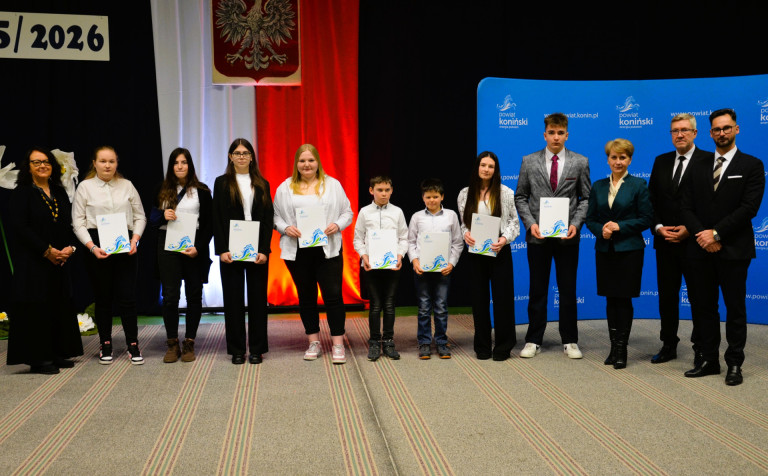 Stypendia Starosty Konińskiego wręczone w Żychlinie
