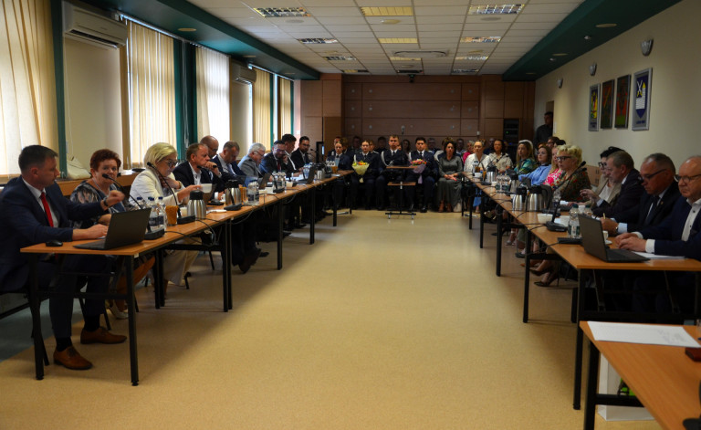 Zarząd Powiatu z absolutorium za 2025r.