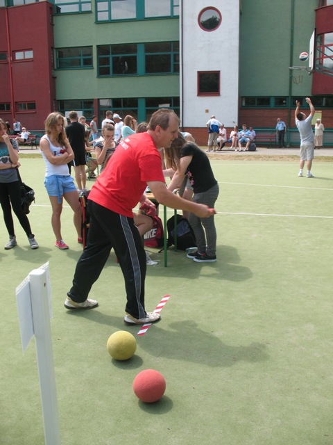 Rzuty przedmiotami do celu