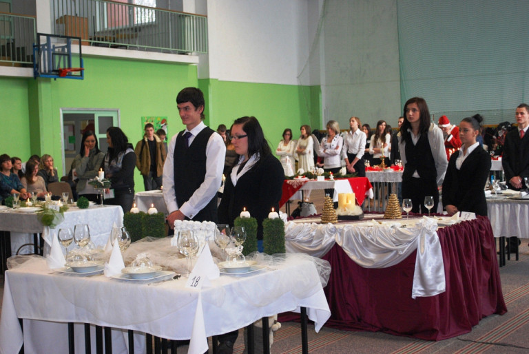 Najpiękniejszy St&oacute;ł Świąteczny w Żychlinie