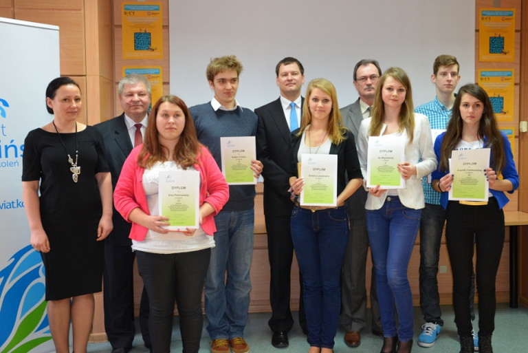 Sandra Łukasiewicz laureatką powiatowego finału olimpiady konsumenckiej