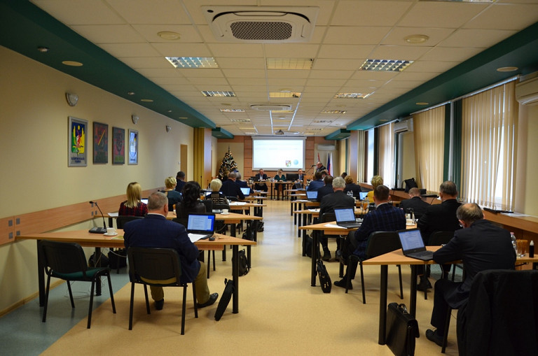 Radni powiatu uchwalili budżet na 2022 r.
