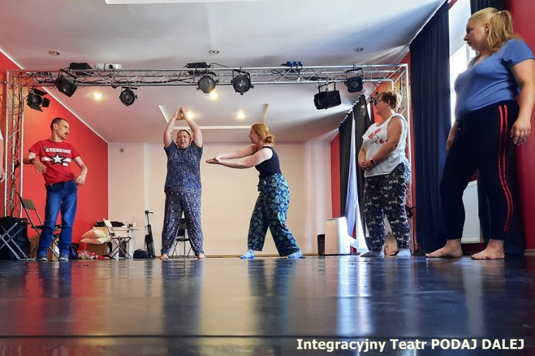 Trochę inny teatr z wykrzyknikiem