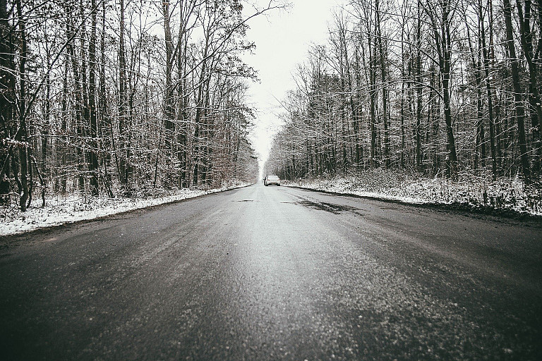UWAGA. Ostrzegamy przed marznącymi opadami!