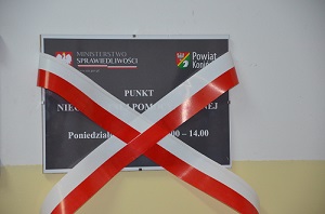 Uroczyste otwarcie punktu bezpłatnej obsługi prawnej w Kramsku dokonał starosta koniński i wójt Gminy Kramsk